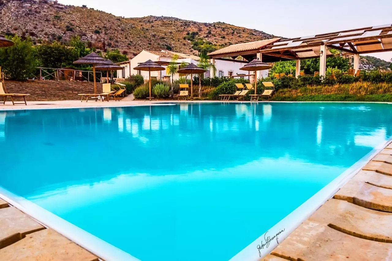 Agriturismo Alle Riserve Cavagrande Avola 0*,  Italien